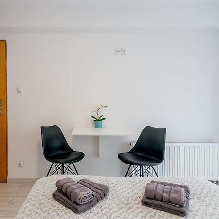 Appartamento Studio I Pokoje I Pokoje Z Lazienkami Danzica Esterno foto